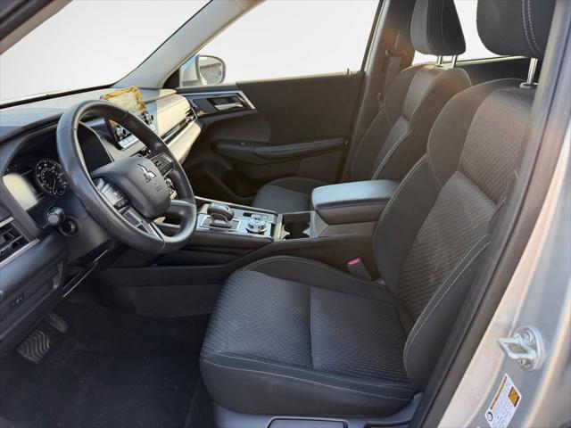 2022 Mitsubishi Outlander ES 2.5 S-AWC