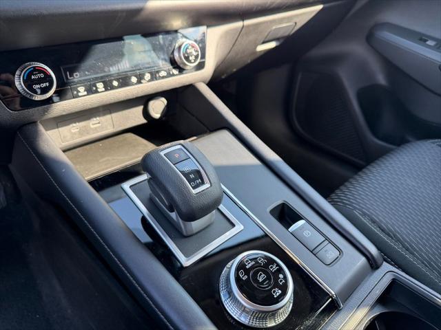 2022 Mitsubishi Outlander ES 2.5 S-AWC
