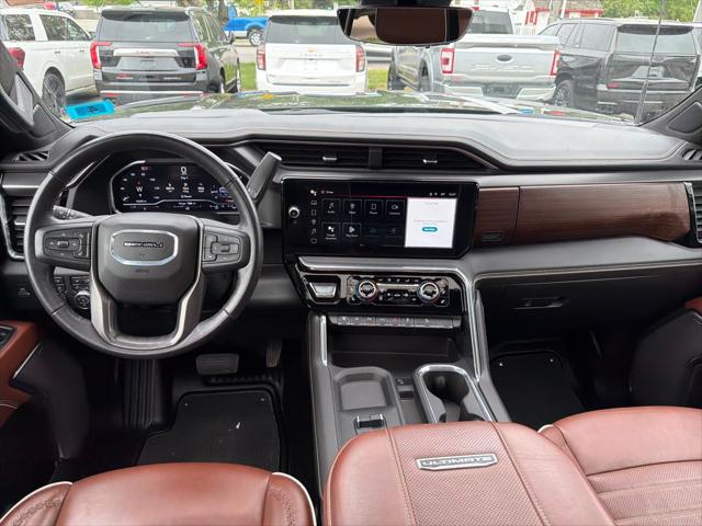 2024 GMC Sierra 3500HD 4WD Crew Cab Standard Bed Denali Ultimate