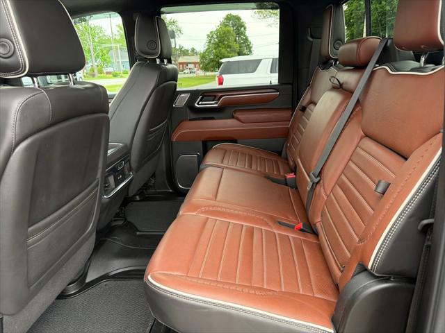 2024 GMC Sierra 3500HD 4WD Crew Cab Standard Bed Denali Ultimate