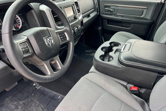 2024 Ram 1500 Classic SLT Quad Cab 4x2 6'4" Box