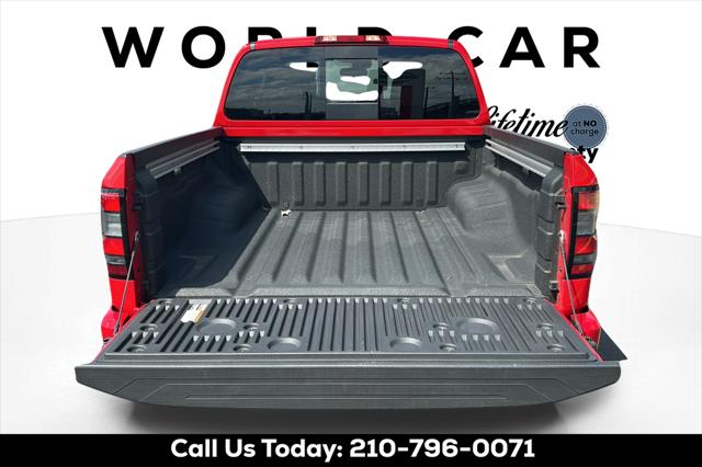 2025 Nissan Frontier Crew Cab SV 4x2