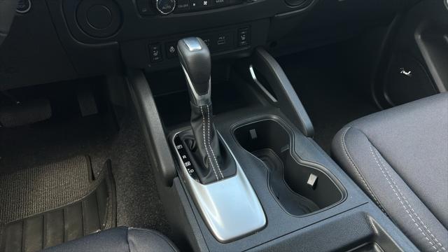 2025 Nissan Frontier Crew Cab SV 4x2