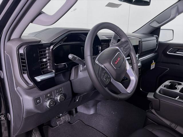 2026 GMC Sierra 1500 Crew Cab, Short Bed, SLT, 4WD