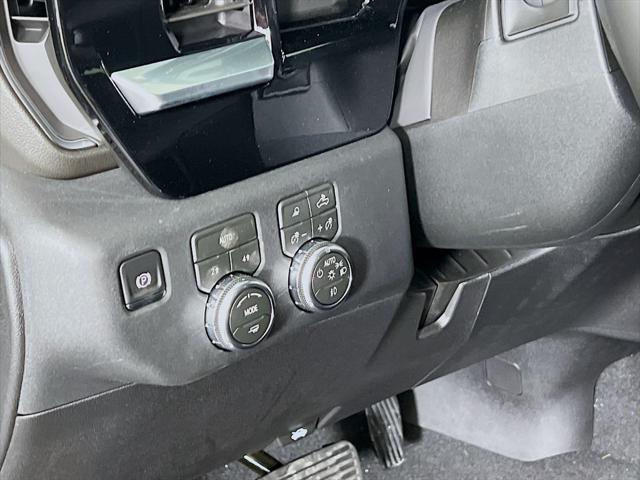 2026 GMC Sierra 1500 Crew Cab, Short Bed, SLT, 4WD
