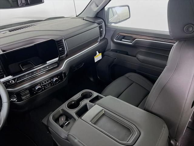 2026 GMC Sierra 1500 Crew Cab, Short Bed, SLT, 4WD