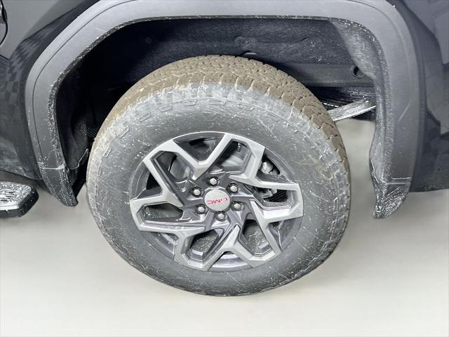2026 GMC Sierra 1500 Crew Cab, Short Bed, SLT, 4WD