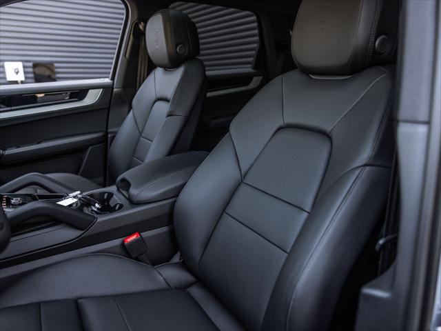 2026 Porsche Cayenne Unknown