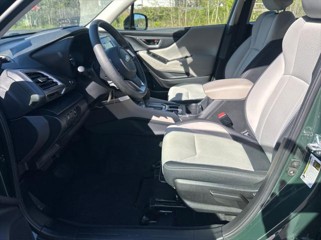 2023 Subaru Forester Base