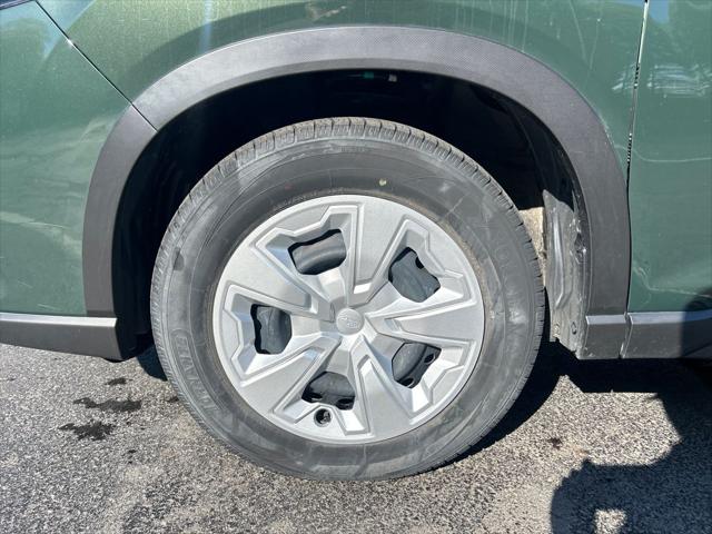 2023 Subaru Forester Base
