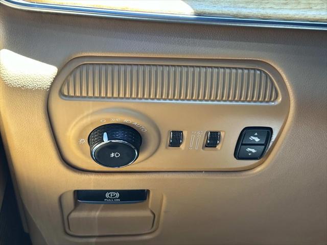 2022 Jeep Grand Wagoneer Series III 4x4