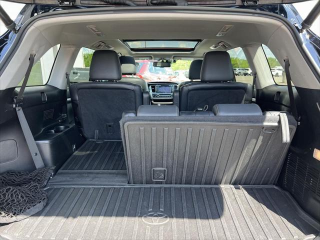 2016 Toyota Highlander Limited Platinum V6