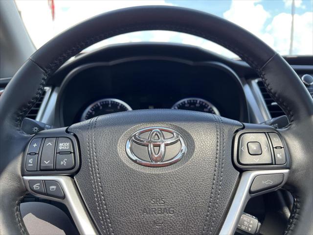 2016 Toyota Highlander Limited Platinum V6