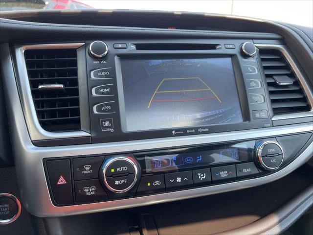 2016 Toyota Highlander Limited Platinum V6