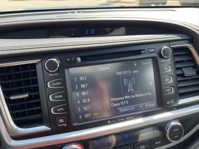 2016 Toyota Highlander Limited Platinum V6