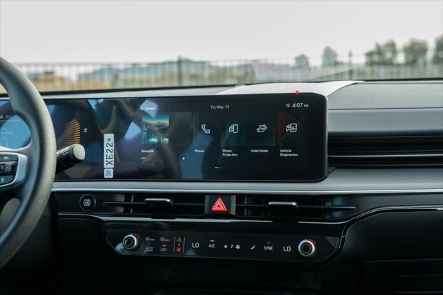 2025 Kia K5 LXS