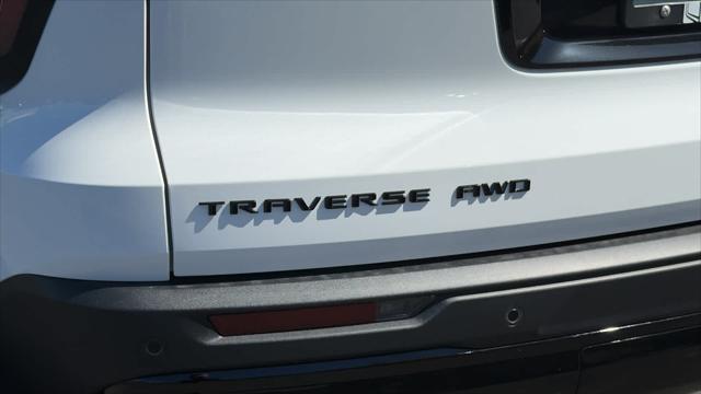 2026 Chevrolet Traverse AWD LT