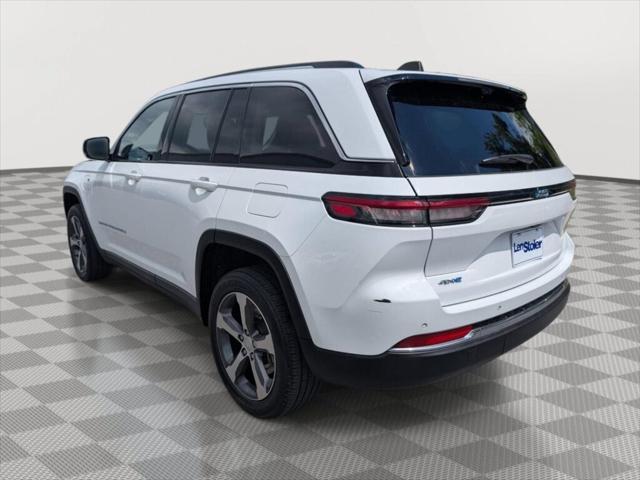 2022 Jeep Grand Cherokee 4xe Limited 4x4 2022 Jeep Grand Cherokee 4xe Limited 4x4