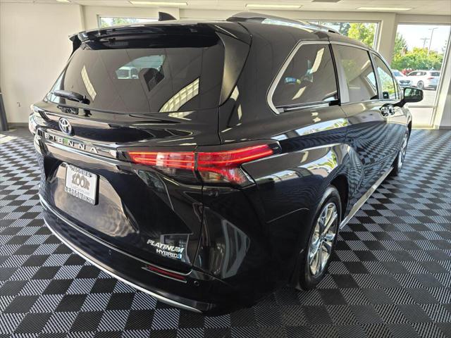 2024 Toyota Sienna Platinum