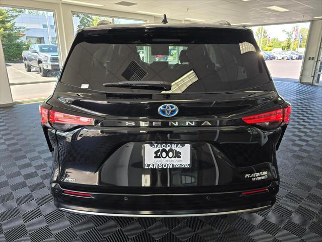 2024 Toyota Sienna Platinum