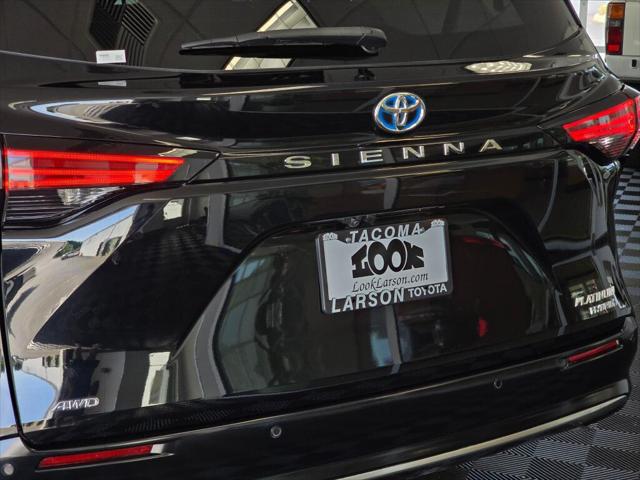 2024 Toyota Sienna Platinum