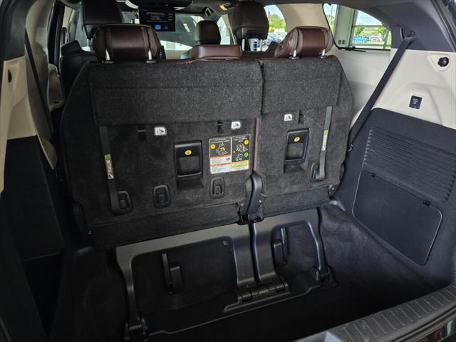 2024 Toyota Sienna Platinum