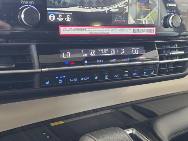 2024 Toyota Sienna Platinum