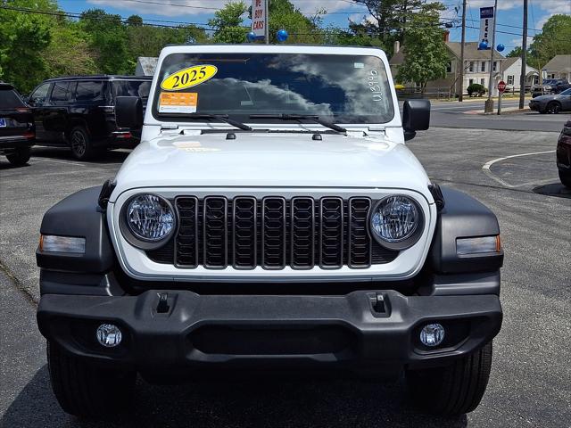 2025 Jeep Wrangler 4-Door Summit 4x4 2025 Jeep Wrangler 4-Door Summit 4x4