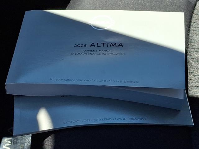 2025 Nissan Altima SV FWD