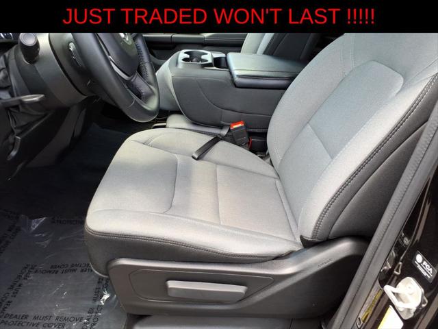 2023 Ram 1500 Big Horn Crew Cab 4x4 5'7" Box