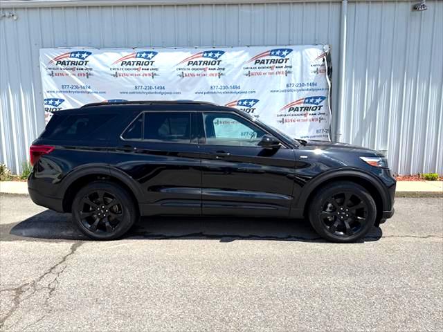 2023 Ford Explorer ST-Line