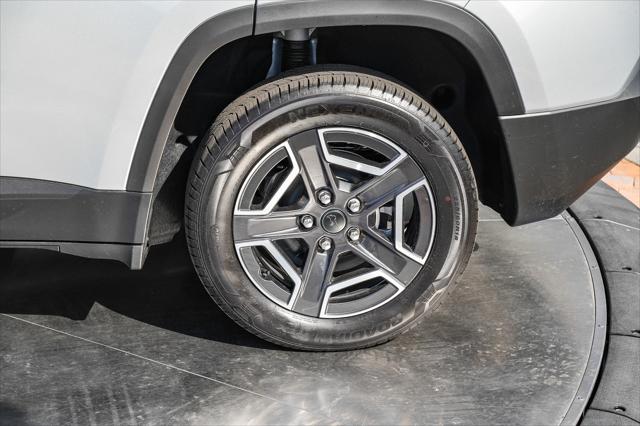 2026 Jeep Cherokee Laredo 4x4