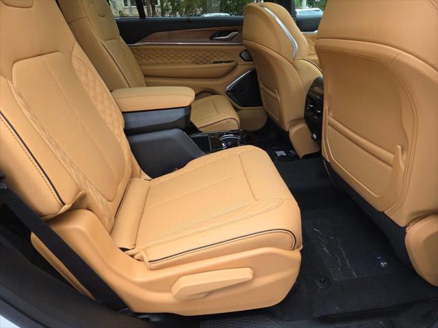 2026 Jeep Grand Cherokee L Summit 4x4