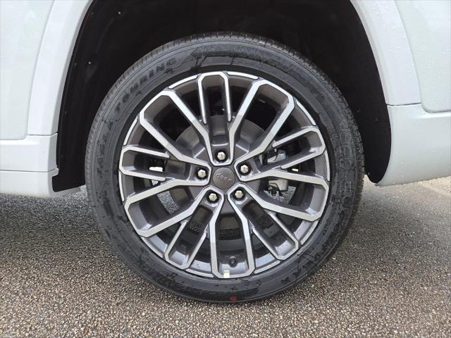2026 Jeep Grand Cherokee L Summit 4x4