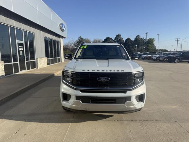 2025 Ford Expedition Platinum MAX