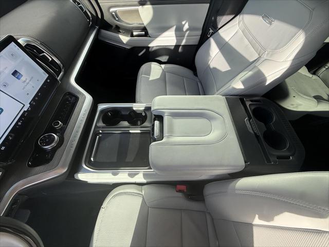 2025 Ford Expedition Platinum MAX