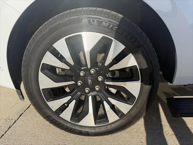 2025 Ford Expedition Platinum MAX