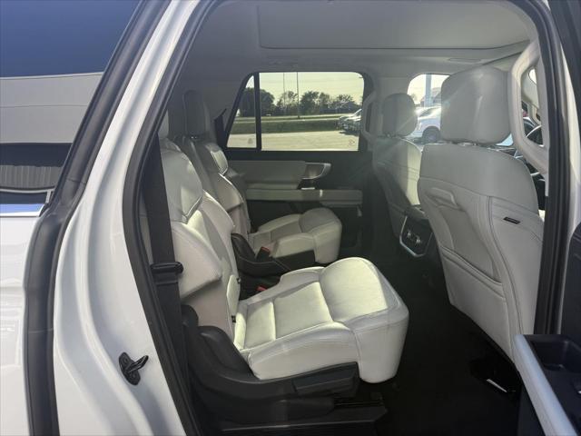 2025 Ford Expedition Platinum MAX