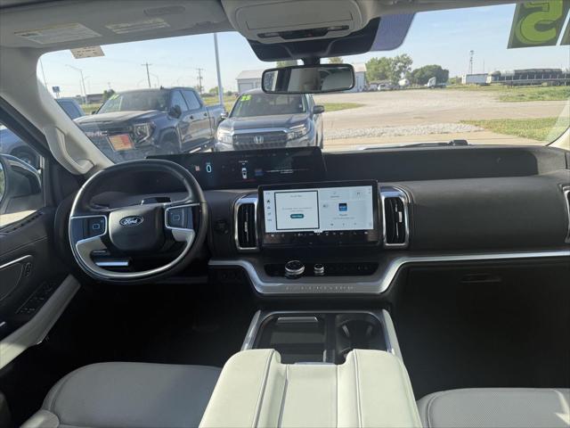 2025 Ford Expedition Platinum MAX