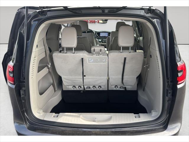 2021 Chrysler Pacifica Touring L