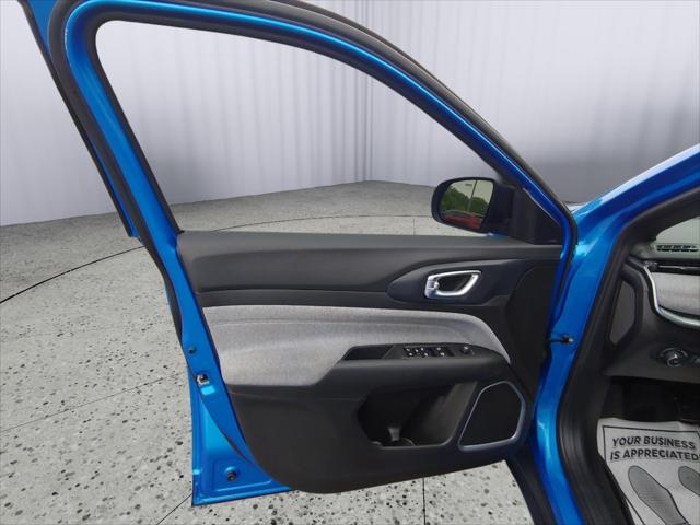 2024 Jeep Compass Latitude Lux FWD