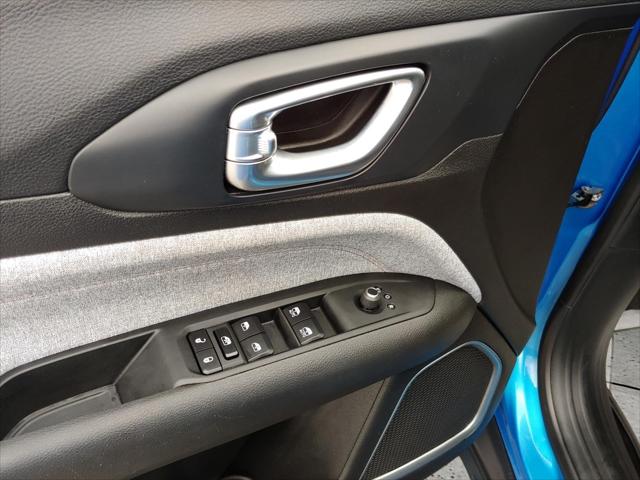 2024 Jeep Compass Latitude Lux FWD