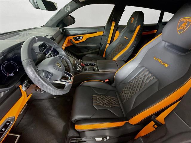 2023 Lamborghini Urus S