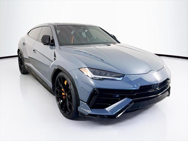 2023 Lamborghini Urus S