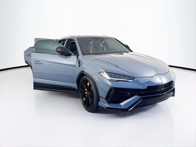 2023 Lamborghini Urus S