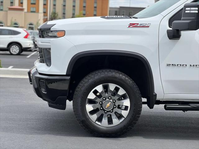 2025 Chevrolet Silverado 2500HD 4WD Crew Cab Standard Bed Custom