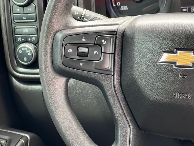 2025 Chevrolet Silverado 2500HD 4WD Crew Cab Standard Bed Custom