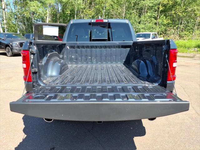 2026 Ram 1500 Laramie Crew Cab 4x4 64 Box
