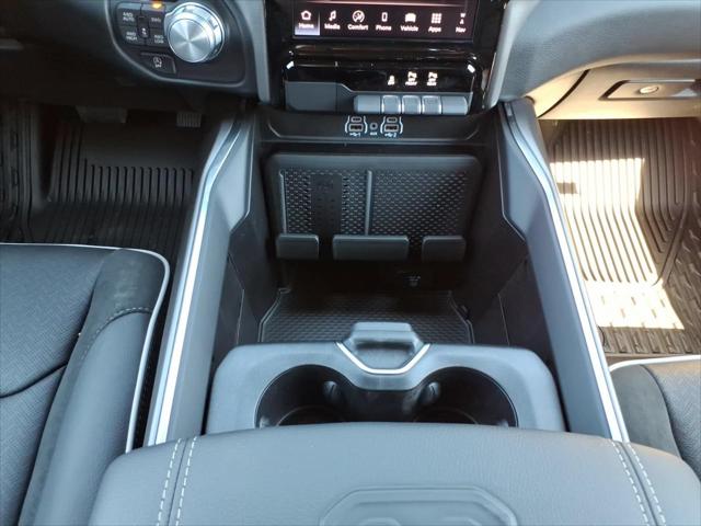 2026 Ram 1500 Laramie Crew Cab 4x4 64 Box