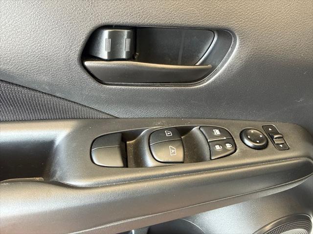 2021 Nissan Kicks S Xtronic CVT